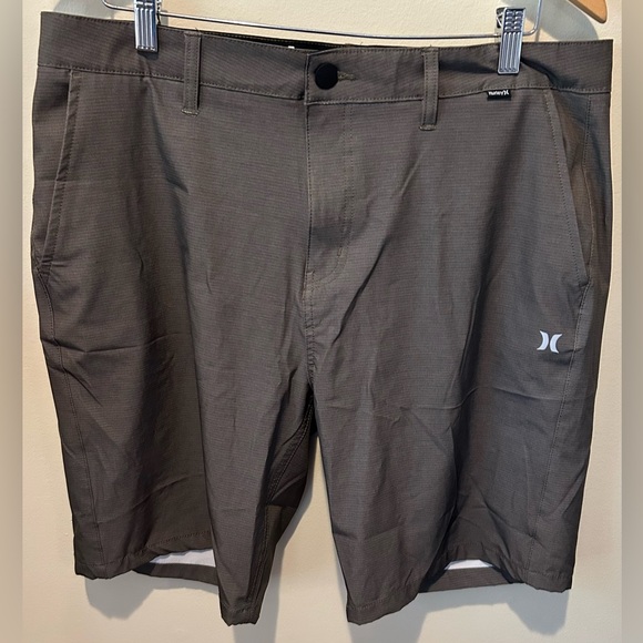 Hurley Other - 🔥 NWOT Hurley Gray/Green 4-Way Stretch Hybrid Shorts Versatile Design Size 36